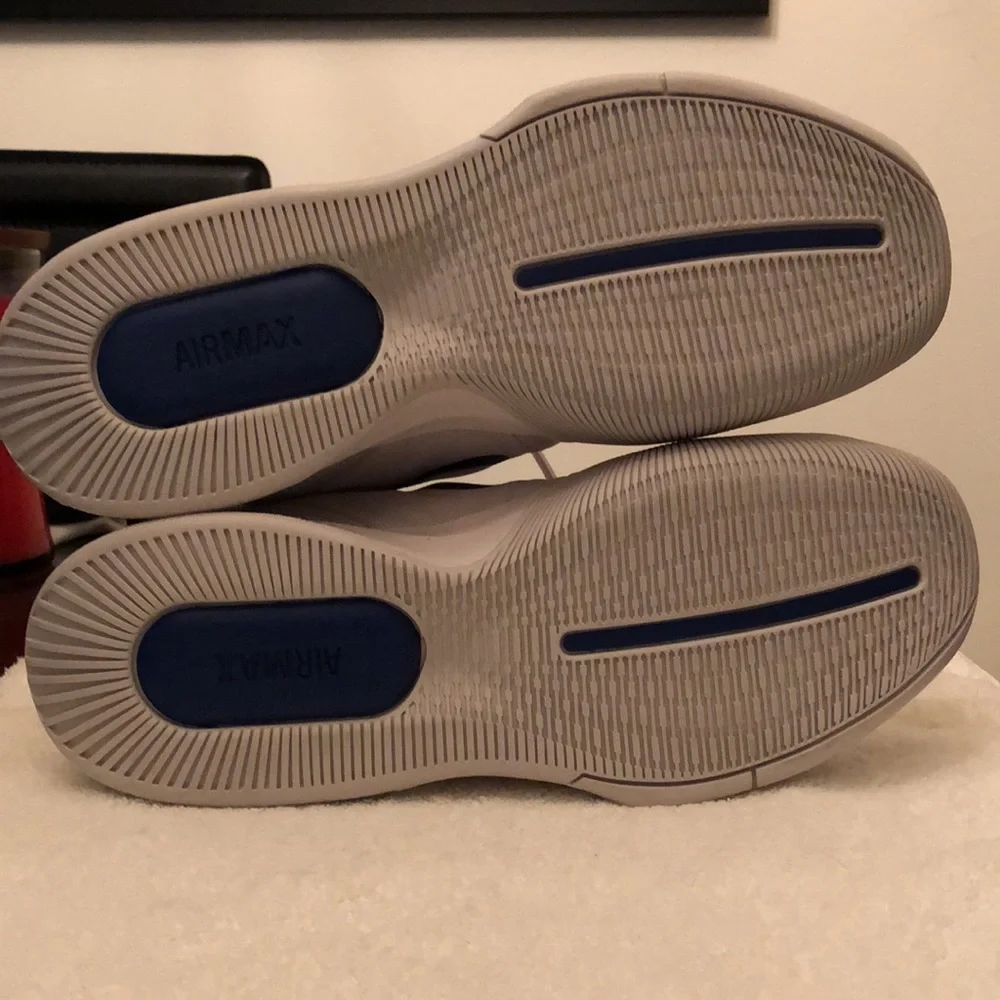NIKE AIR MAX WILDCARD TENNIS SNEAKERS MENS SIZE 8.5